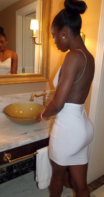 Celebirty nude photos and