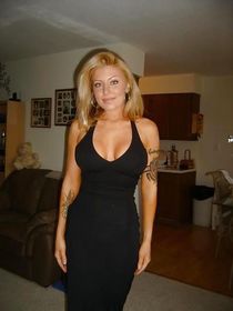 18+ teen strippers Rio Lee
